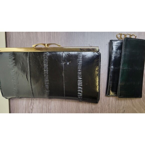 Vintage EEL Skin Wallet w/Checkbook slot and key holder, Kiss closure - Picture 2 of 11